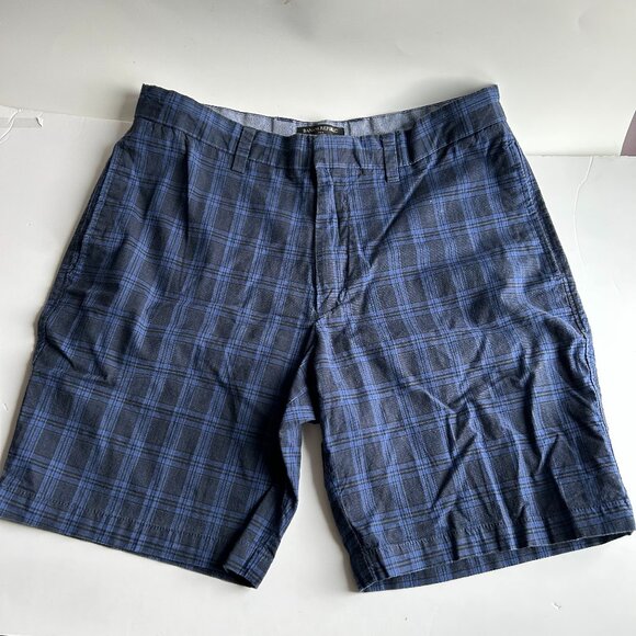 Banana republic Men's plaid shorts in navy blue and black size 32 - Picture 1 of 12